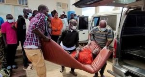 Uganda shuts DRC border to contain Ebola