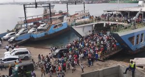 Panic at Likoni ferry as MV Likoni struggles to dock