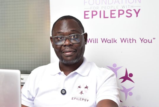 Epilepsy does not rule out motherhood, specialist says