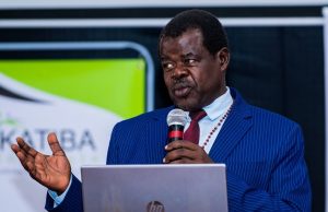 Senate suspends Omtatah for 3 days over Ruto ‘Yapping’ remark