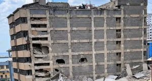 Several people trapped inside collapsed building in Nairobi
