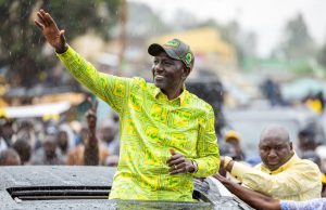 Uhuru is a political fraudster – Ruto